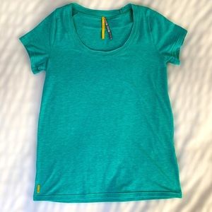 LOLË Small Tee 🤍✨